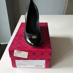Tory Burch wedge heels -NEW IN BOX sz 11